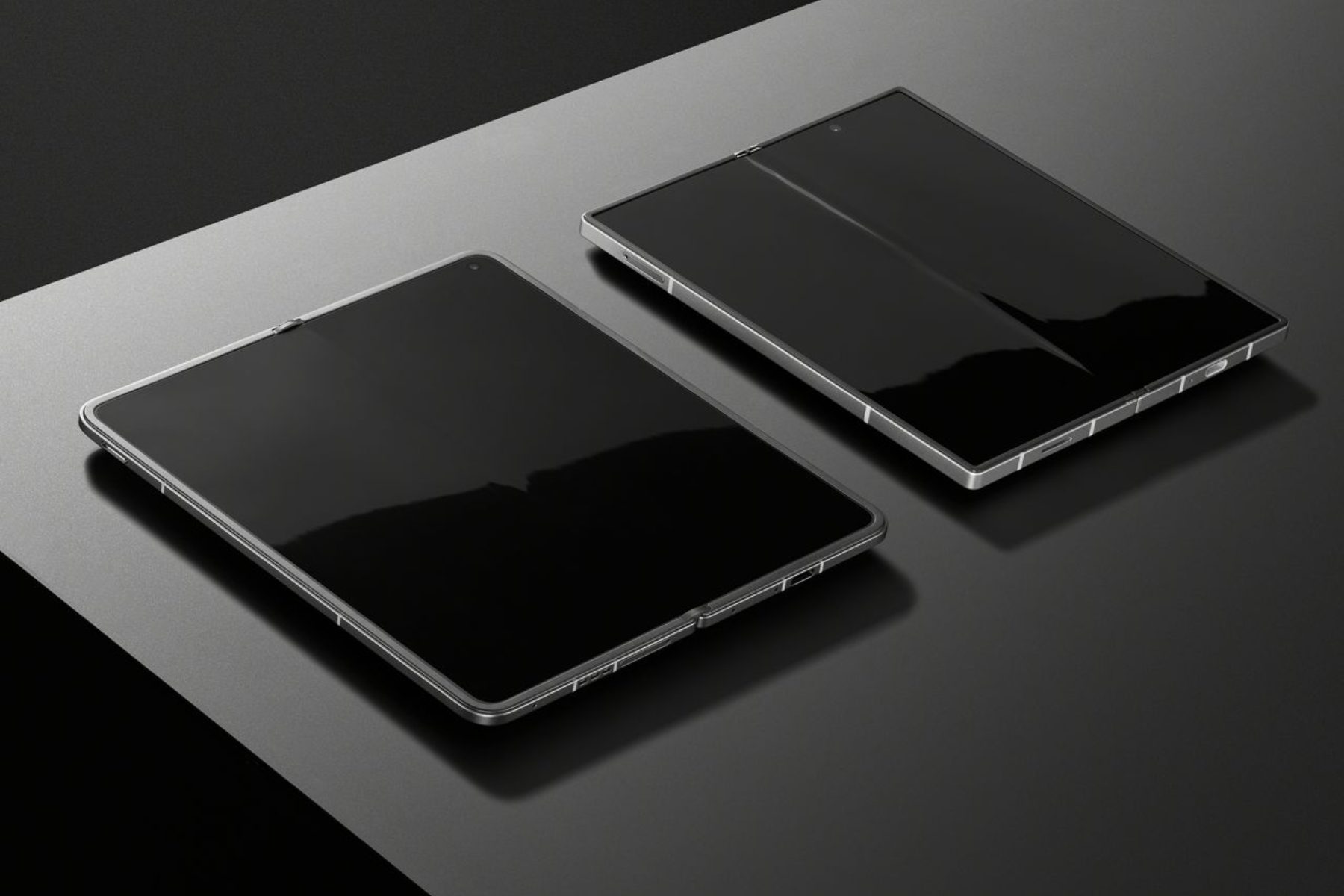 Oppo Find N5 and a Samsung foldable phone together.