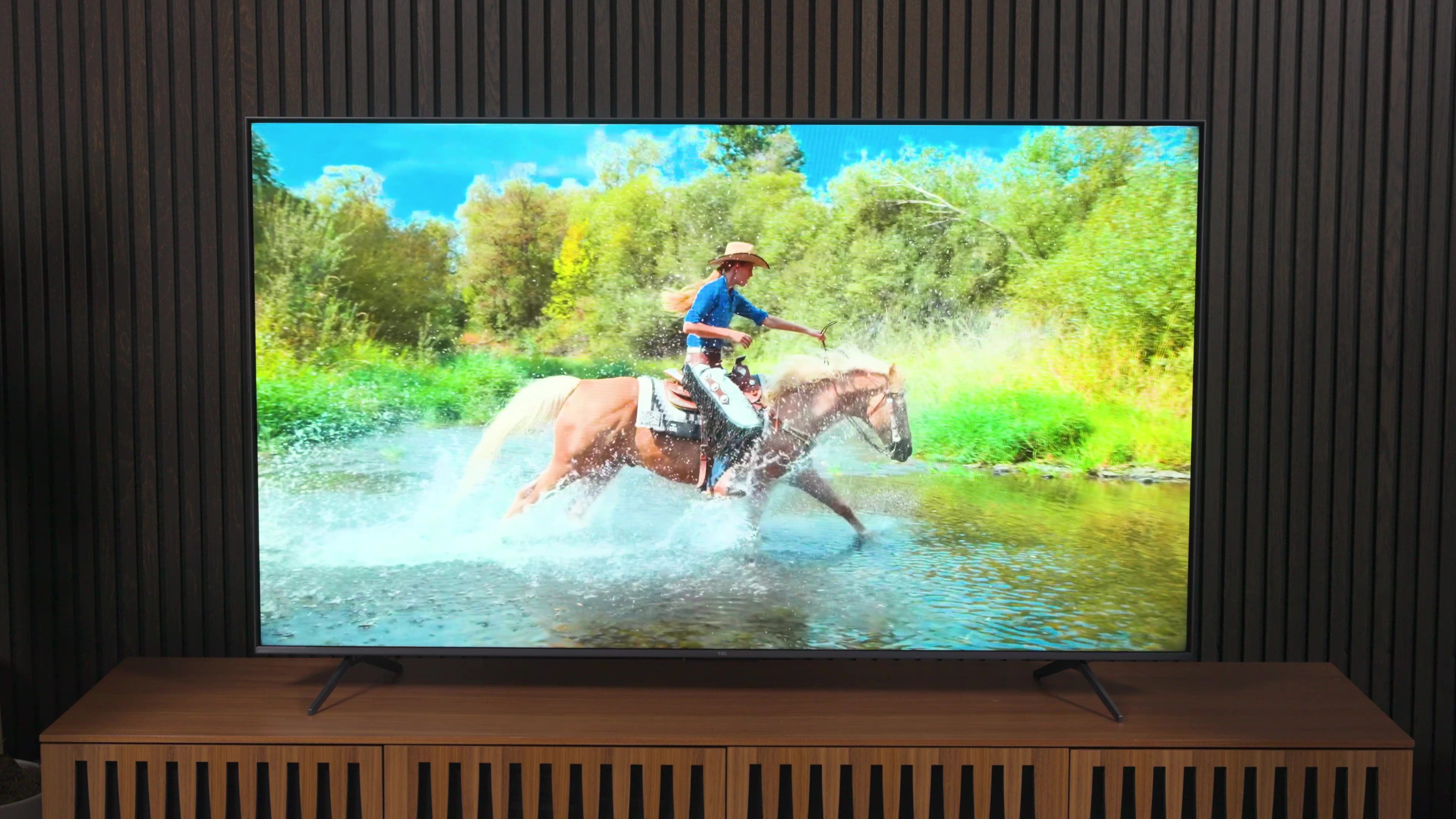 TCL QM6K