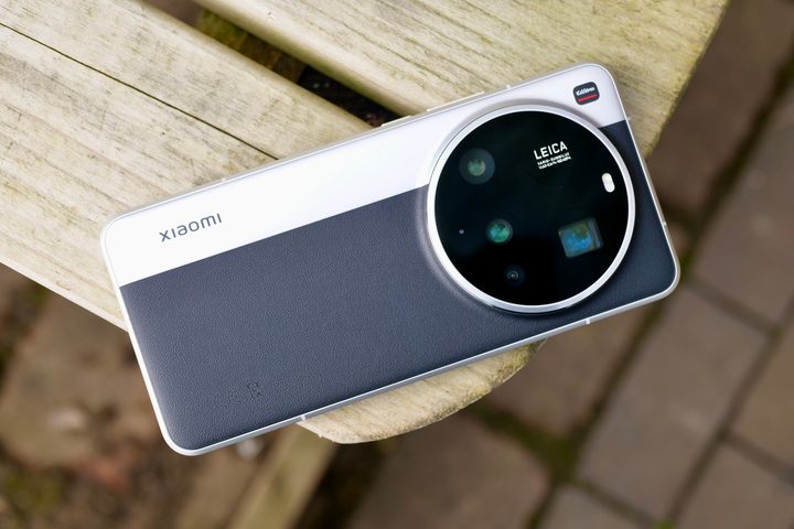The Xiaomi 15 Ultra on a table.