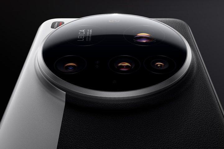 The Xiaomi 15 Ultra's camera module.