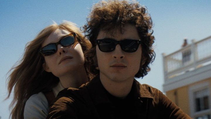 Timothée Chalamet and Elle Fanning in A Complete Unknown.