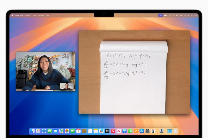 The Desk View app running on an Apple MacBook Air with M4 chip.
