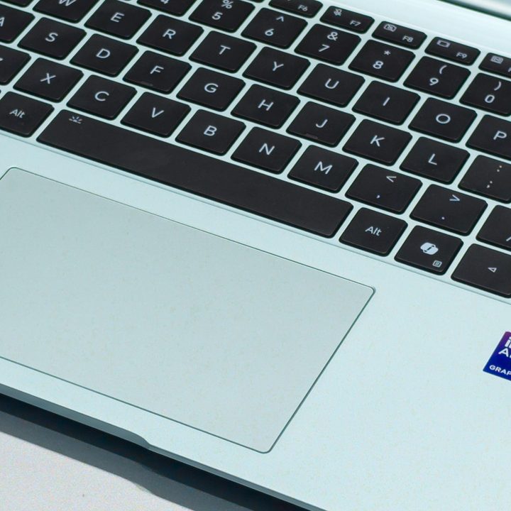 The trackpad on the Honor MagicBook Pro 14 in green