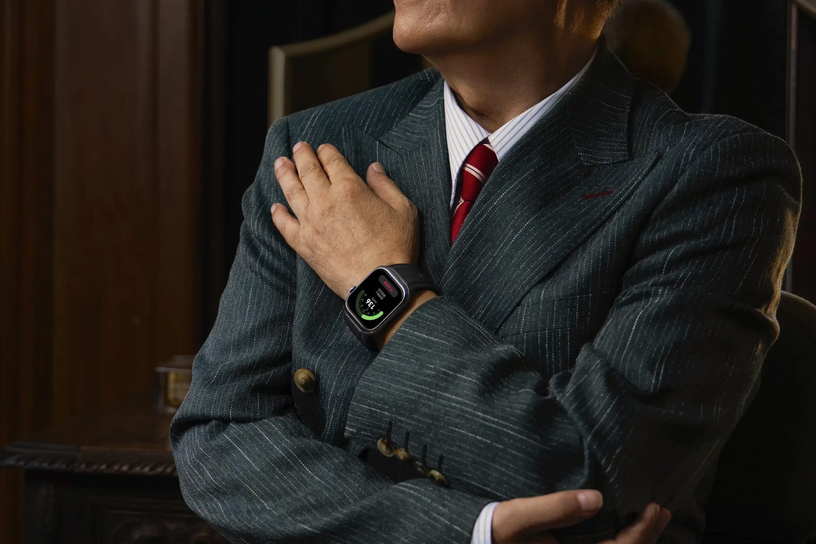 Person wearing Huawei Watch D2.
