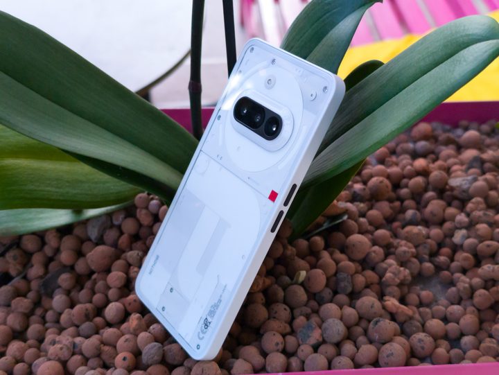 Nothing Phone 3a in White side profile