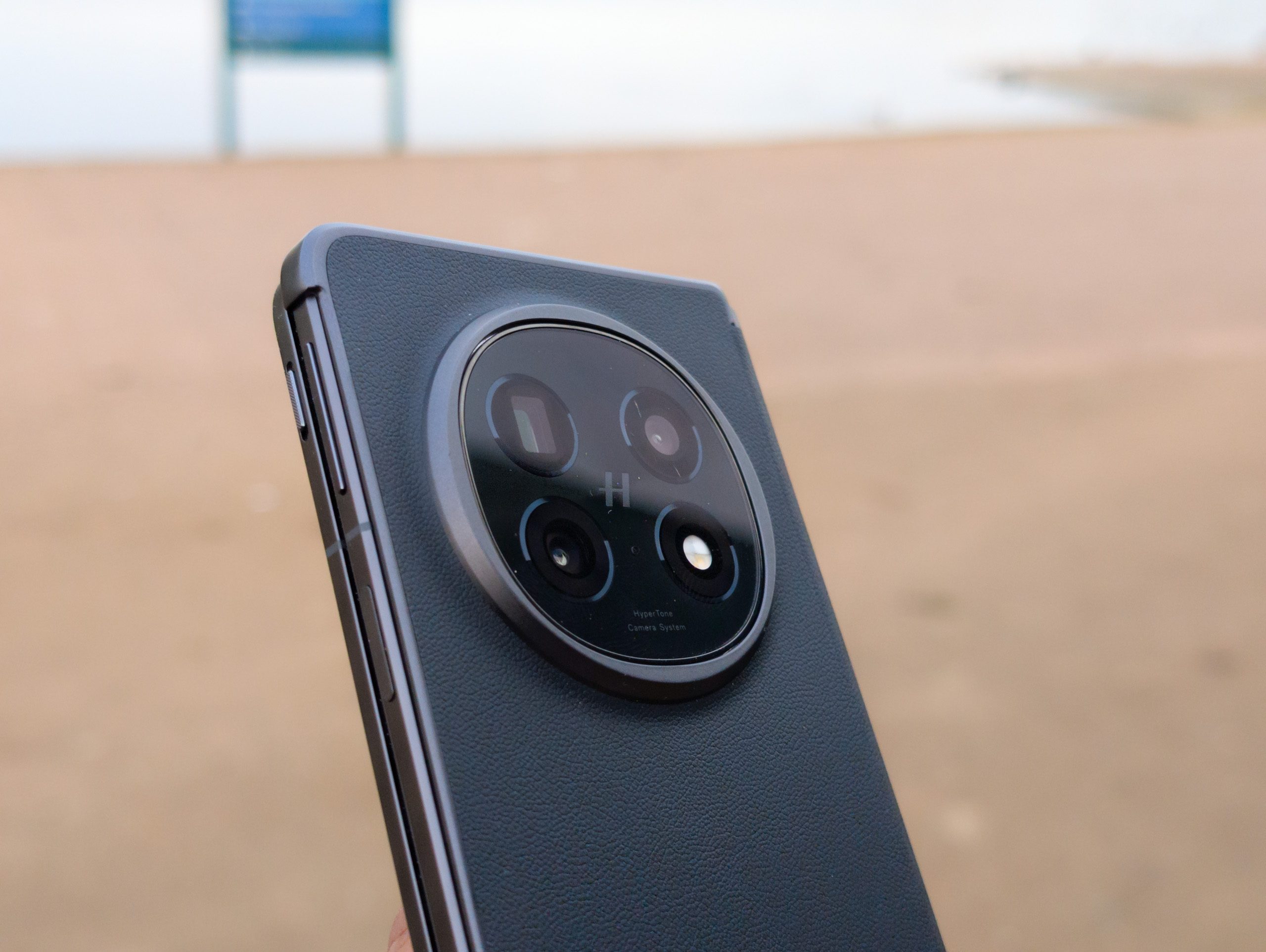The triple camera on the Oppo Find N5