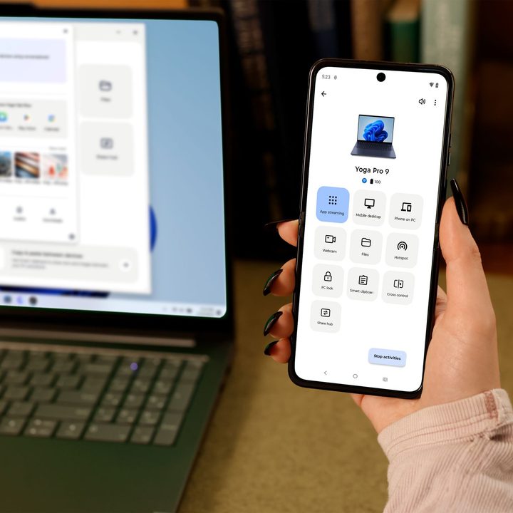 A smartphone running Smart Connect 2.0