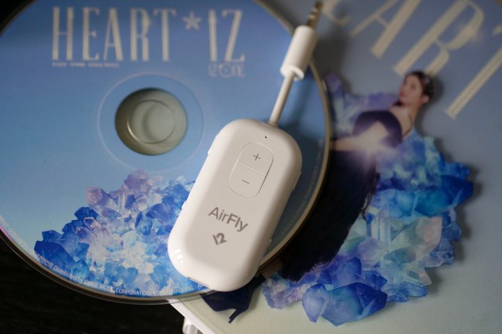 The Twelve South AirFly Pro 2's volume controls.