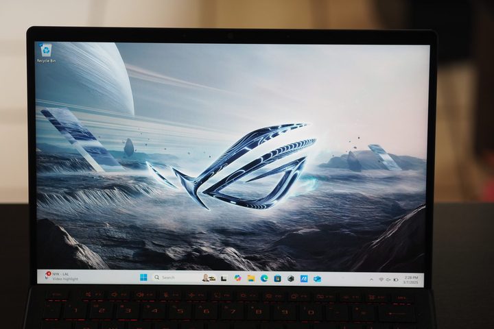 Asus ROG Flow Z13 front view showing display.