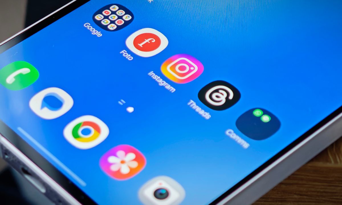 The Foto and Instagram app on an Android phone.