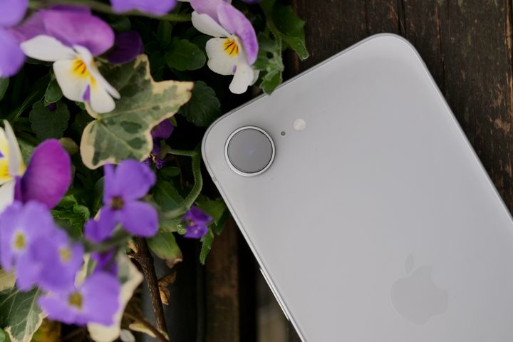 The Apple iPhone 16e's camera.