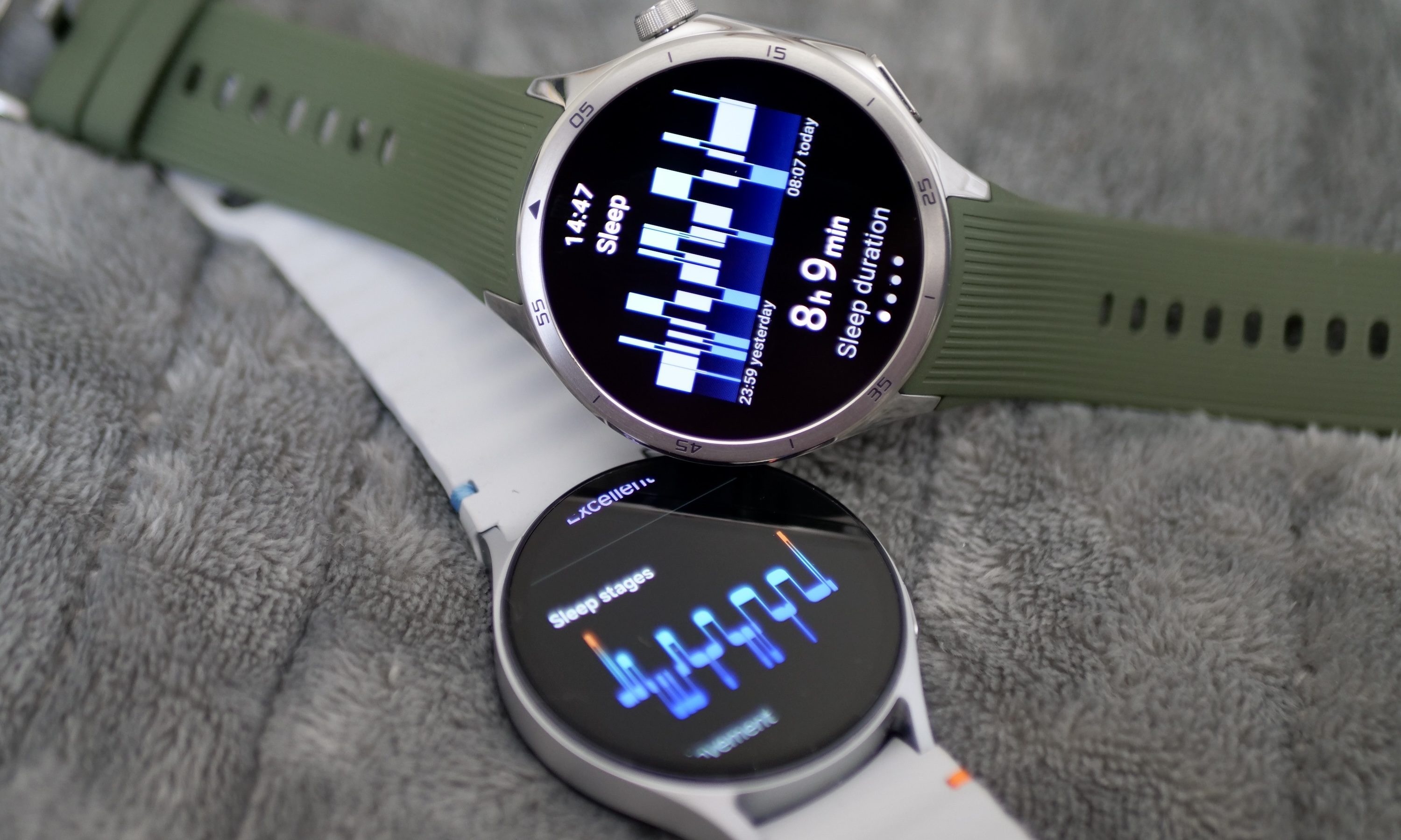 The OnePlus Watch 3 and Samsung Galaxy Watch 7 showing sleep data.