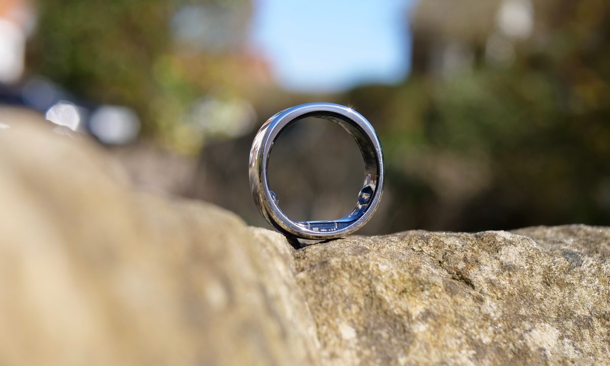 The side of the RingConn Gen 2 Air.