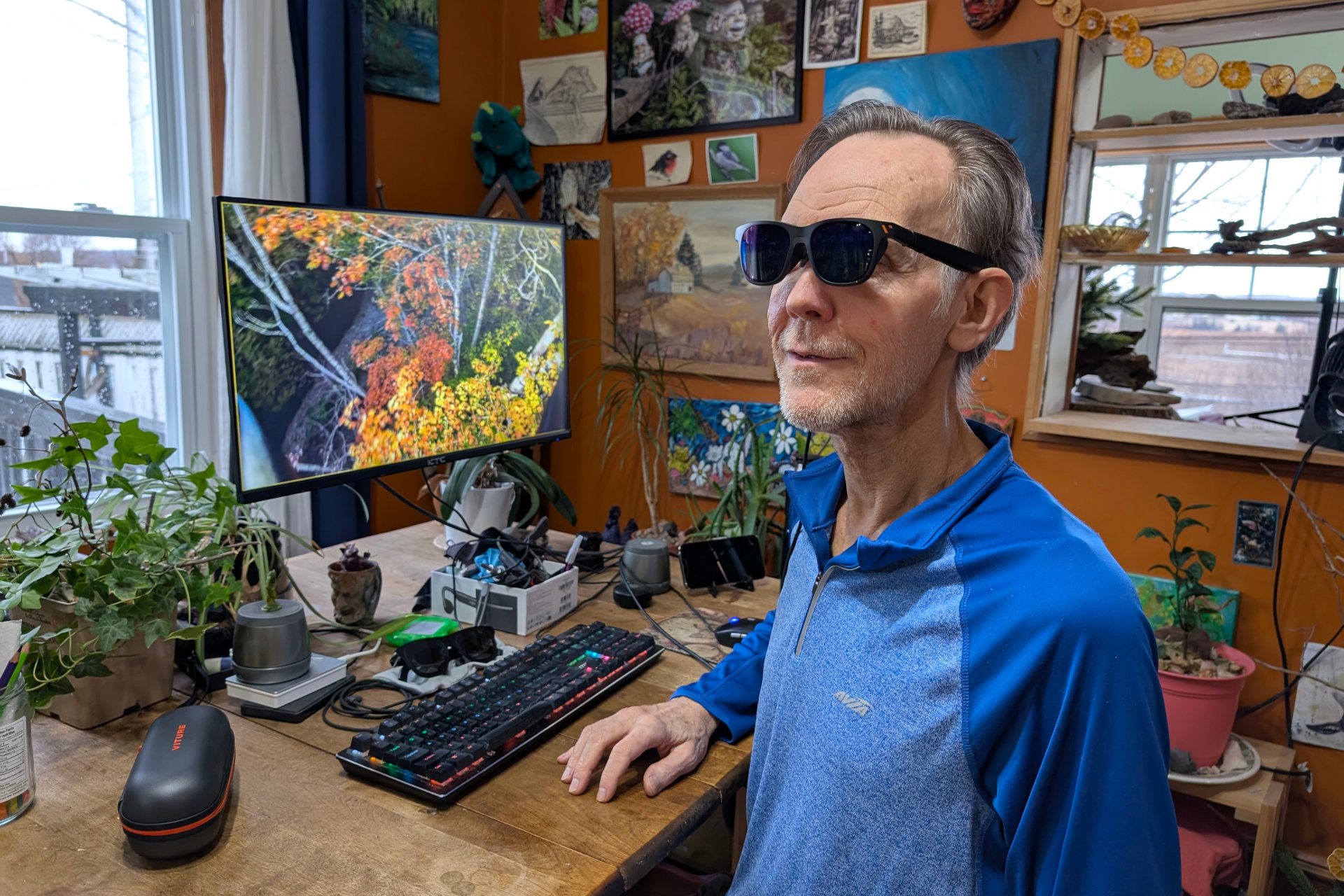 Alan Truly watches a YouTube video in Viture Immersive 3D.