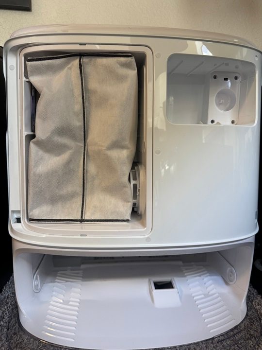 The Narwal Freo Z10 dustbin