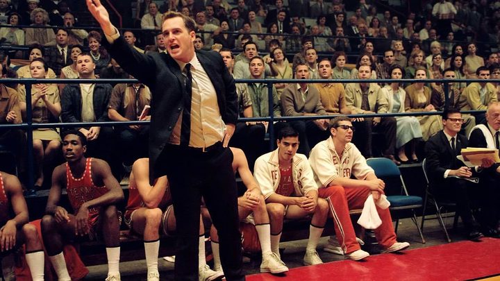 Josh Lucas and the cast of Glory Road.