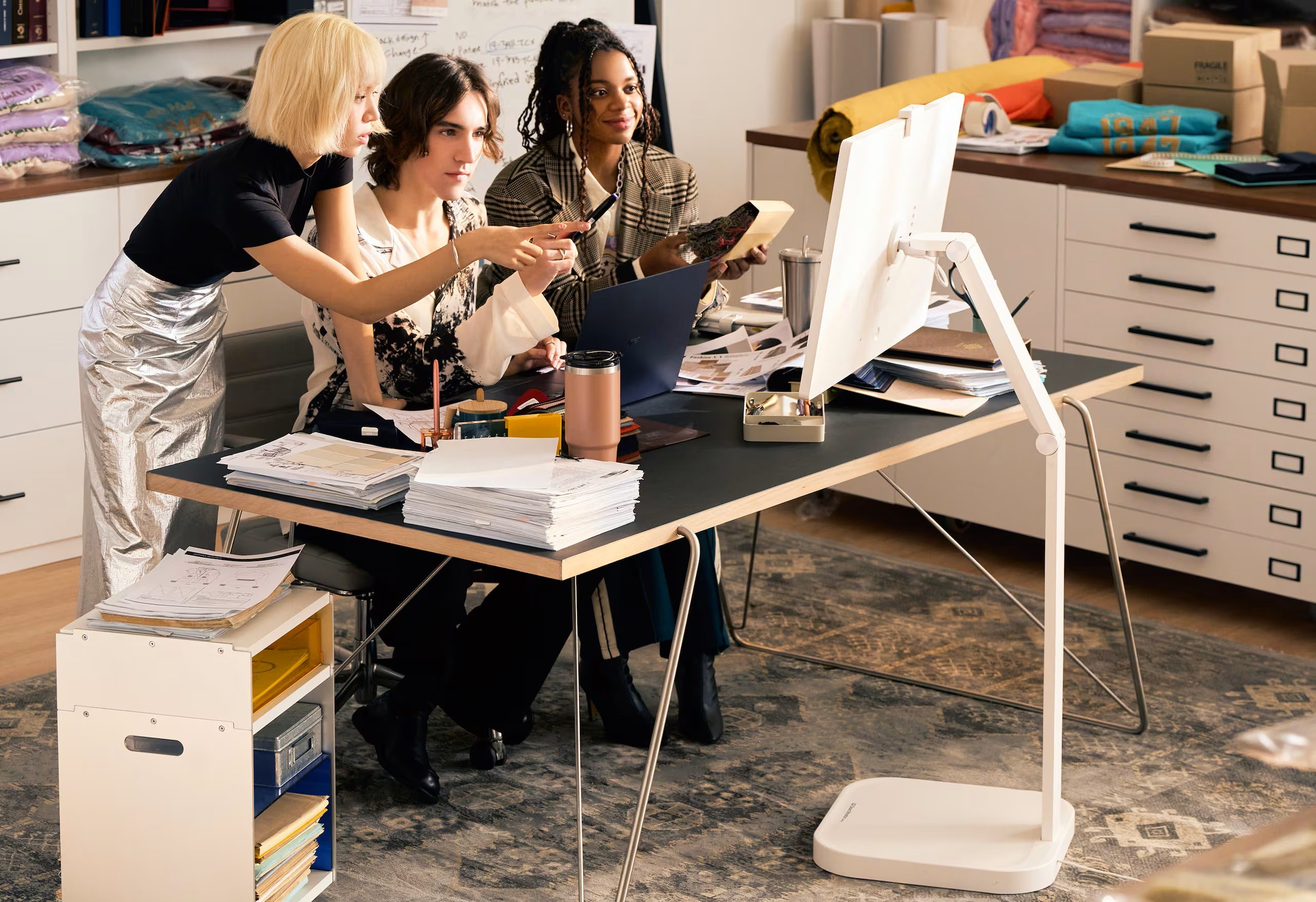 Press image for the LG Smart Monitor Swing