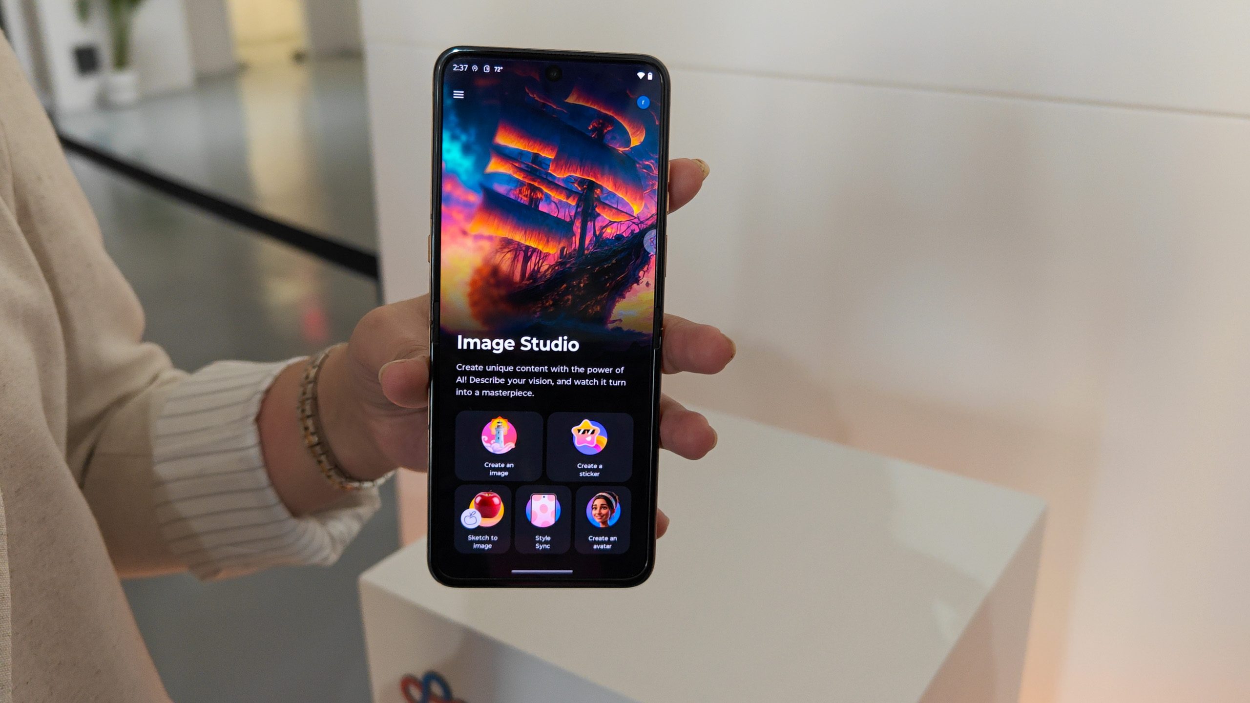 Image Studio in Moto AI 2.0 on the Razr 2025 series