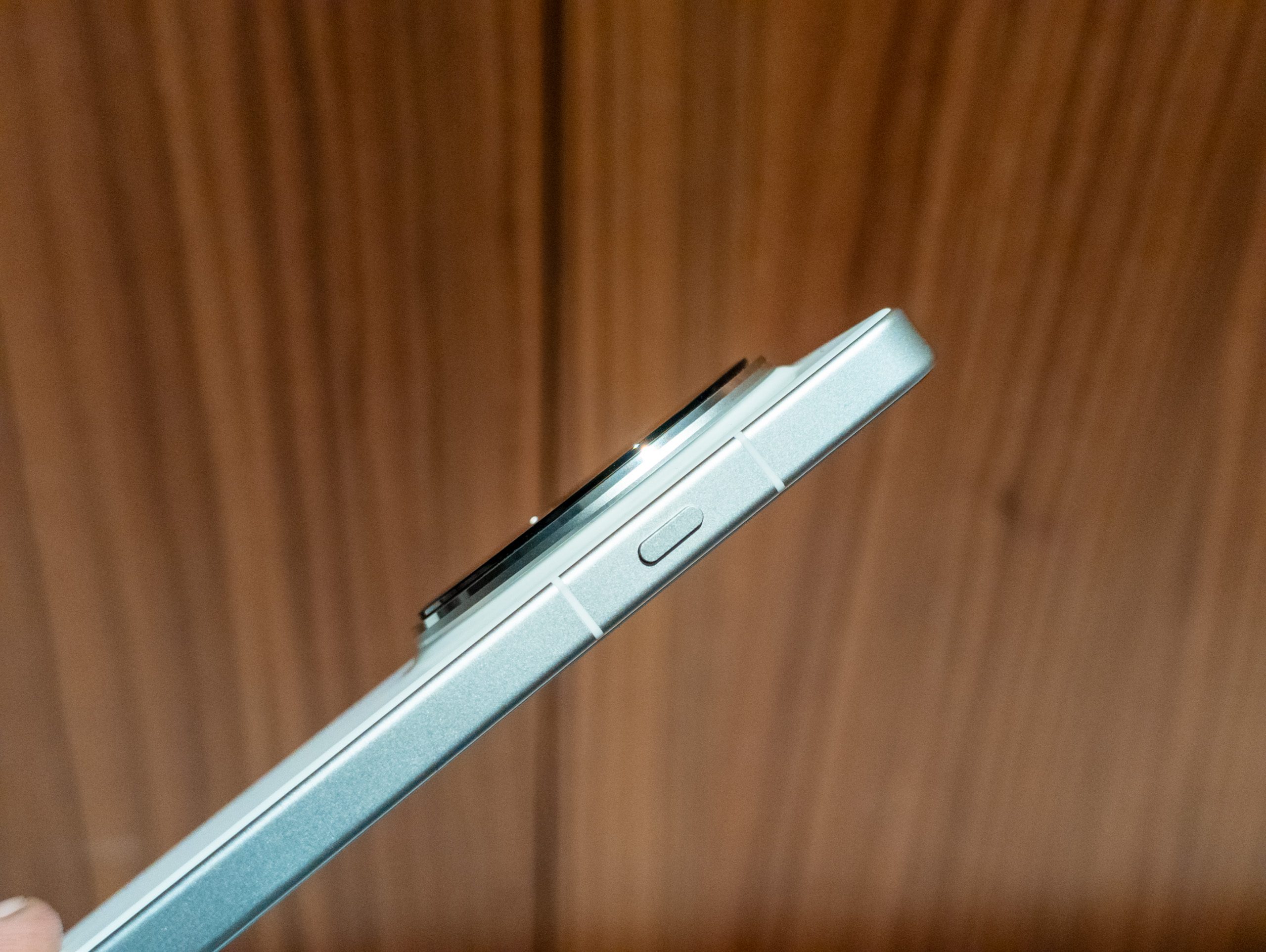 Shortcut button on the Find X8 Ultra