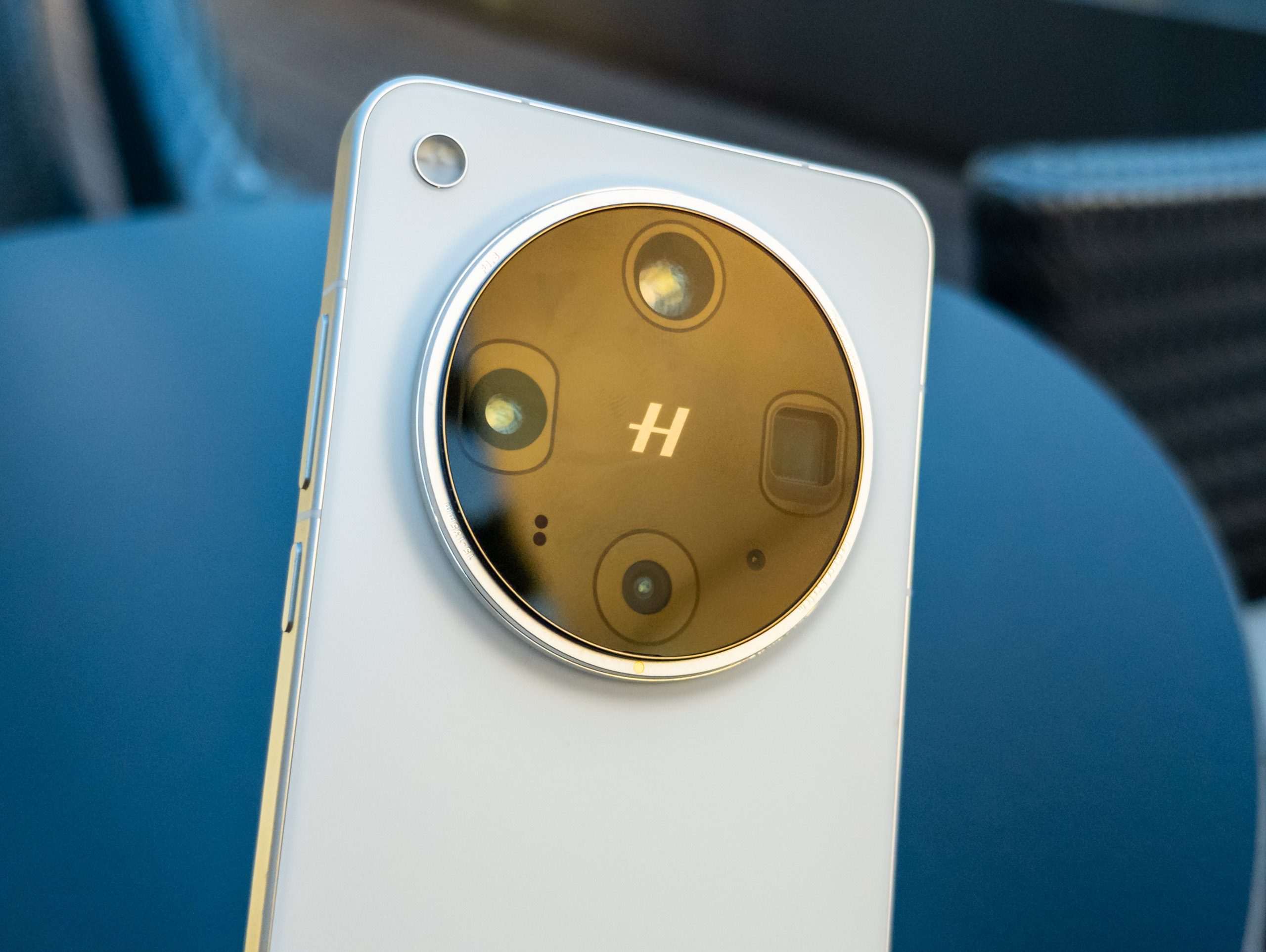 The camera on the Oppo Find X8 Ultra in White