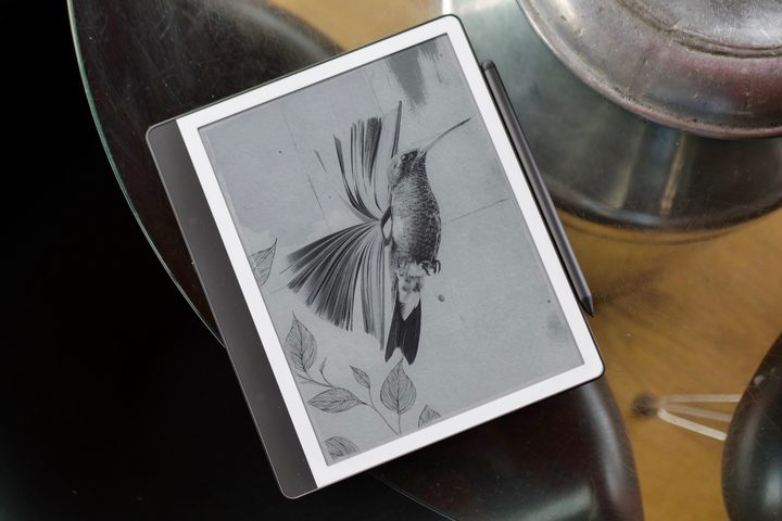 The Amazon Kindle Scribe's cover screen.