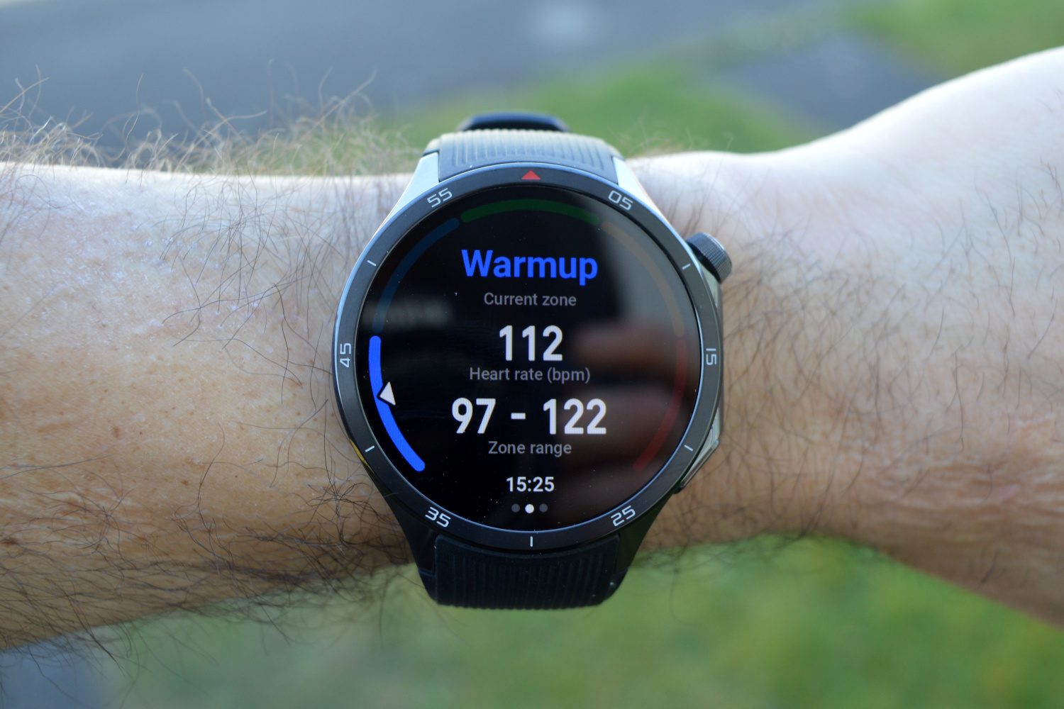 The OnePlus Watch 3's running stats during a run.