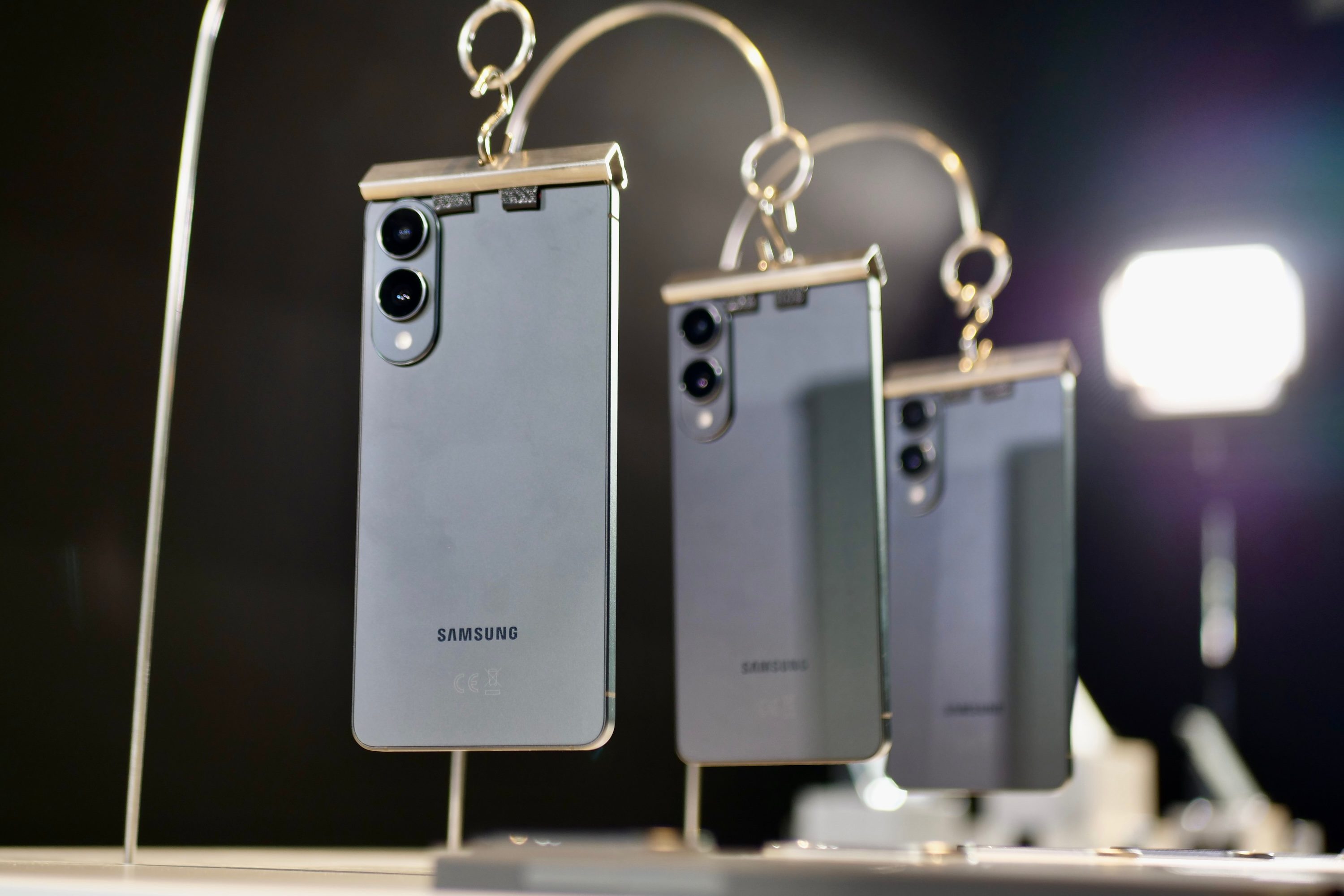 The Galaxy S25 Edge ushers in the era of the thin flagship phone 