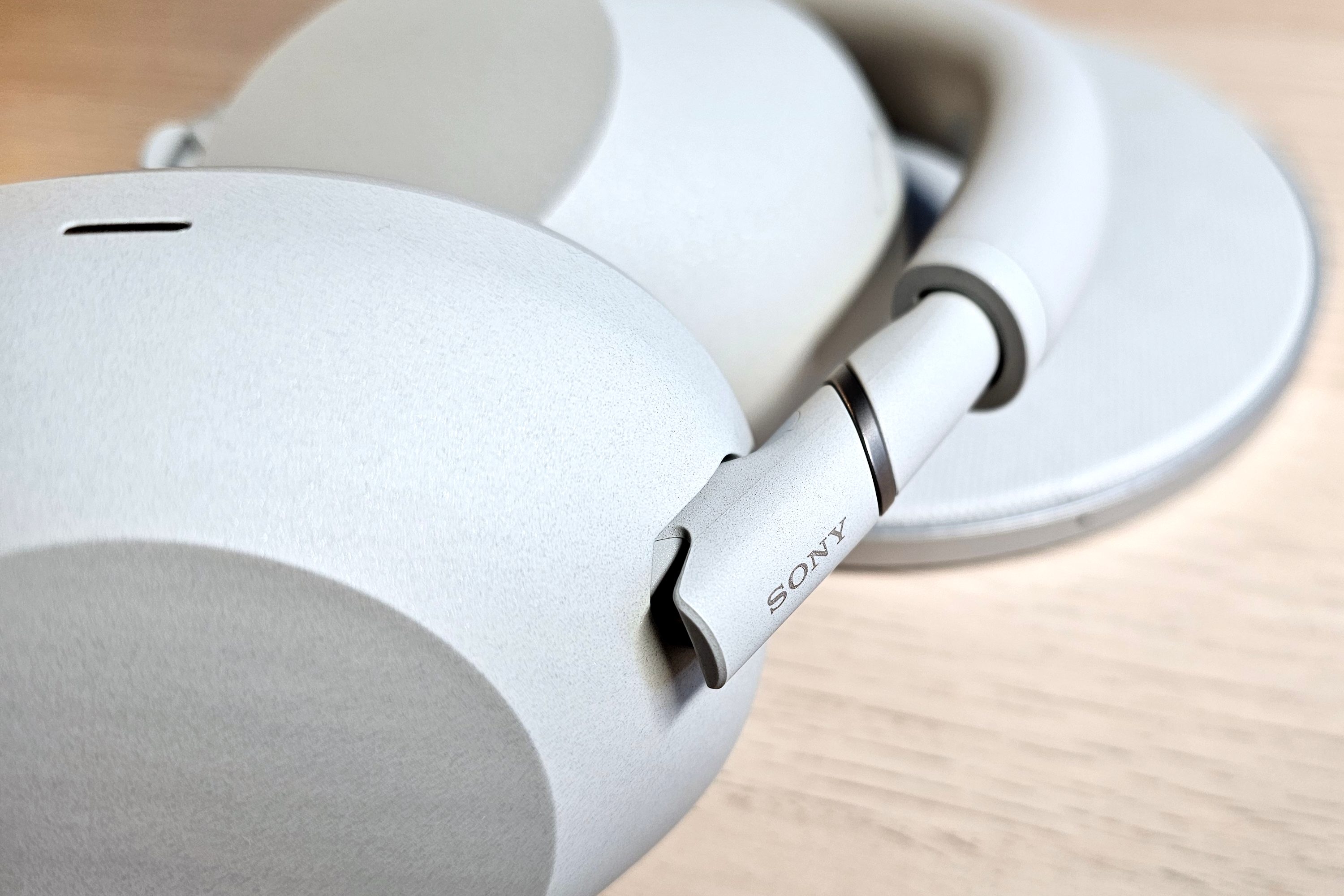 Sony WH-1000XM6