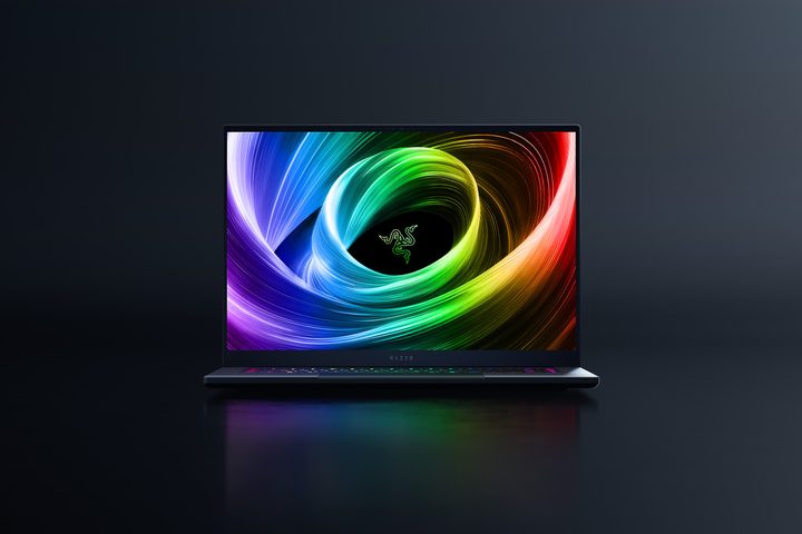 Razer Blade 16 being displayed
