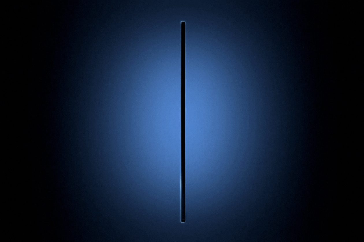 Teaser outline showing how thin the Galaxy Z Fold 7 is