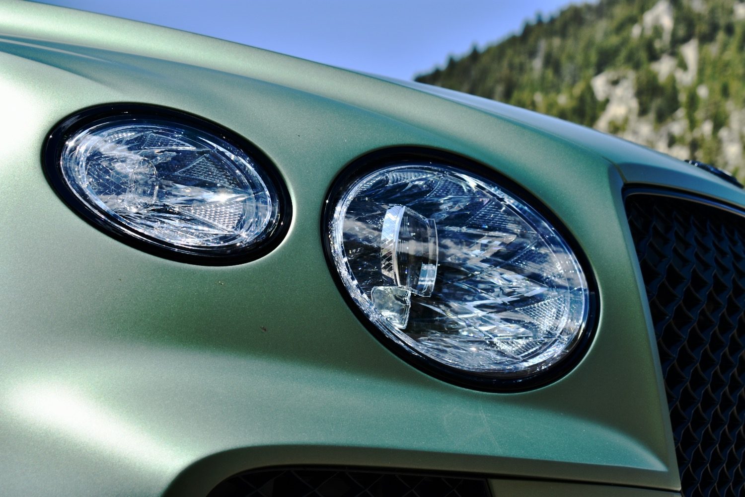 Bentley Bentayga Speed headlights.