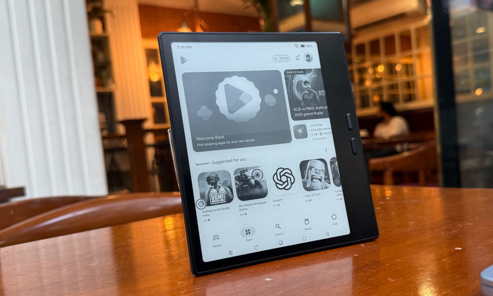 Play store on the the Boox Go 7 E Ink tablet.