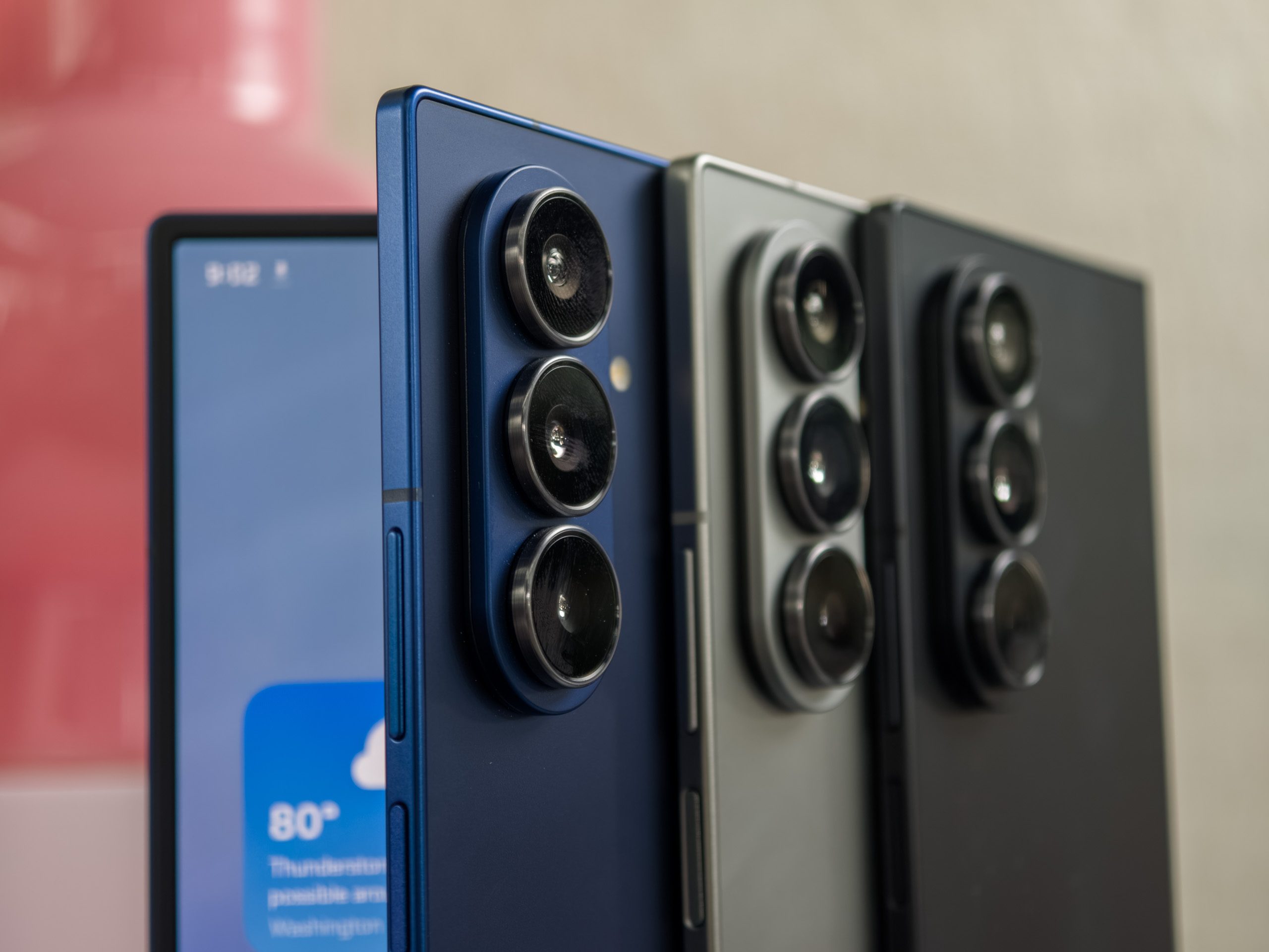 Close up of the Galaxy Z Fold 7 cameras and volume keys