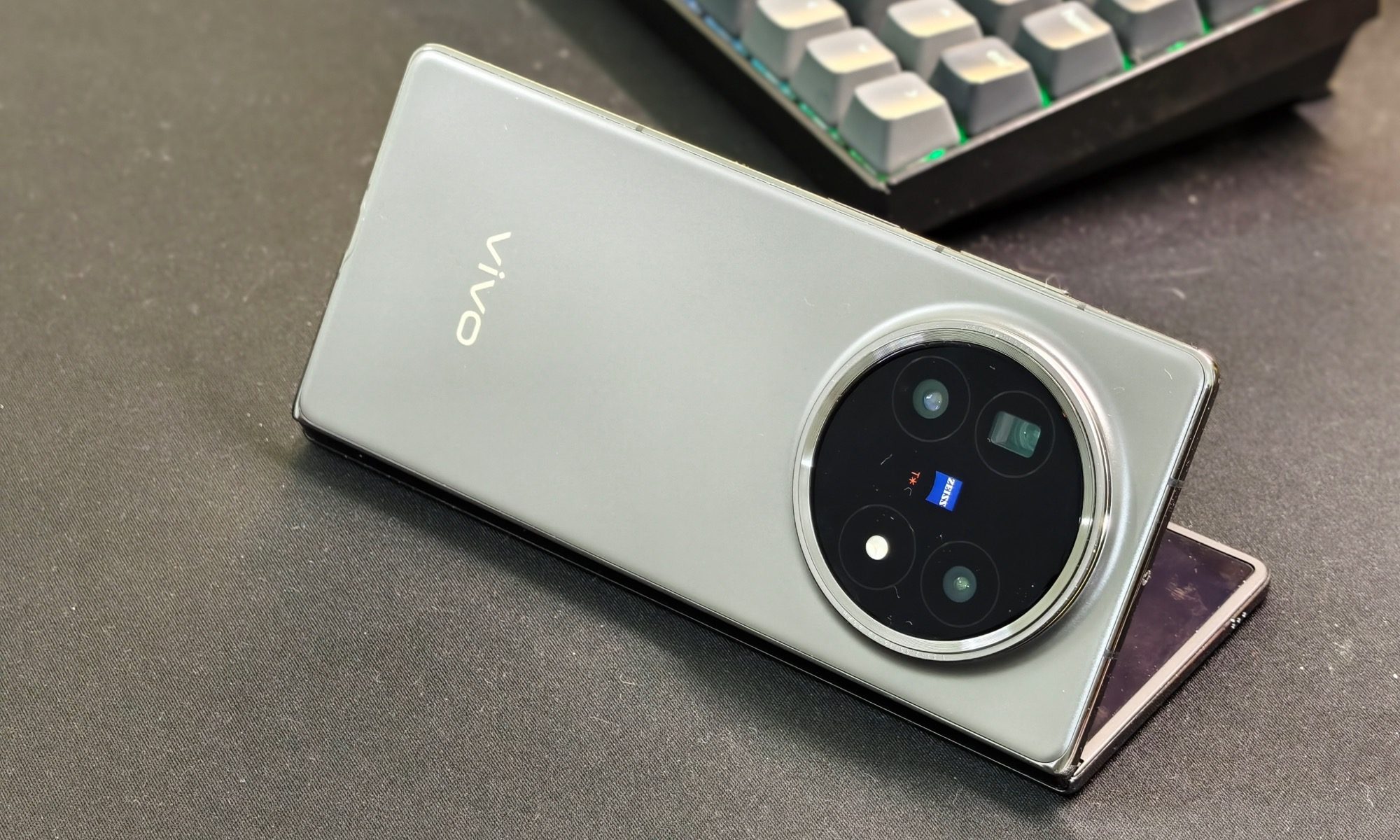 Camera module on Vivo X Fold 5 foldable phone.