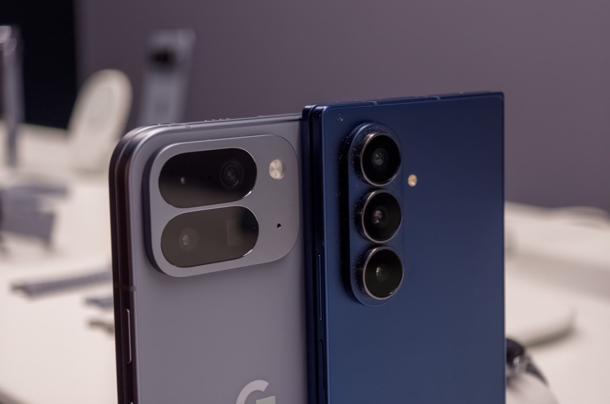 Google Pixel 10 Pro Fold vs Galaxy Z Fold 7 cameras