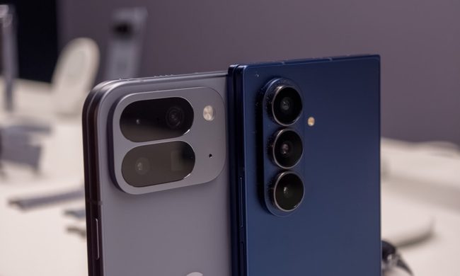 Google Pixel 10 Pro Fold vs Galaxy Z Fold 7 cameras