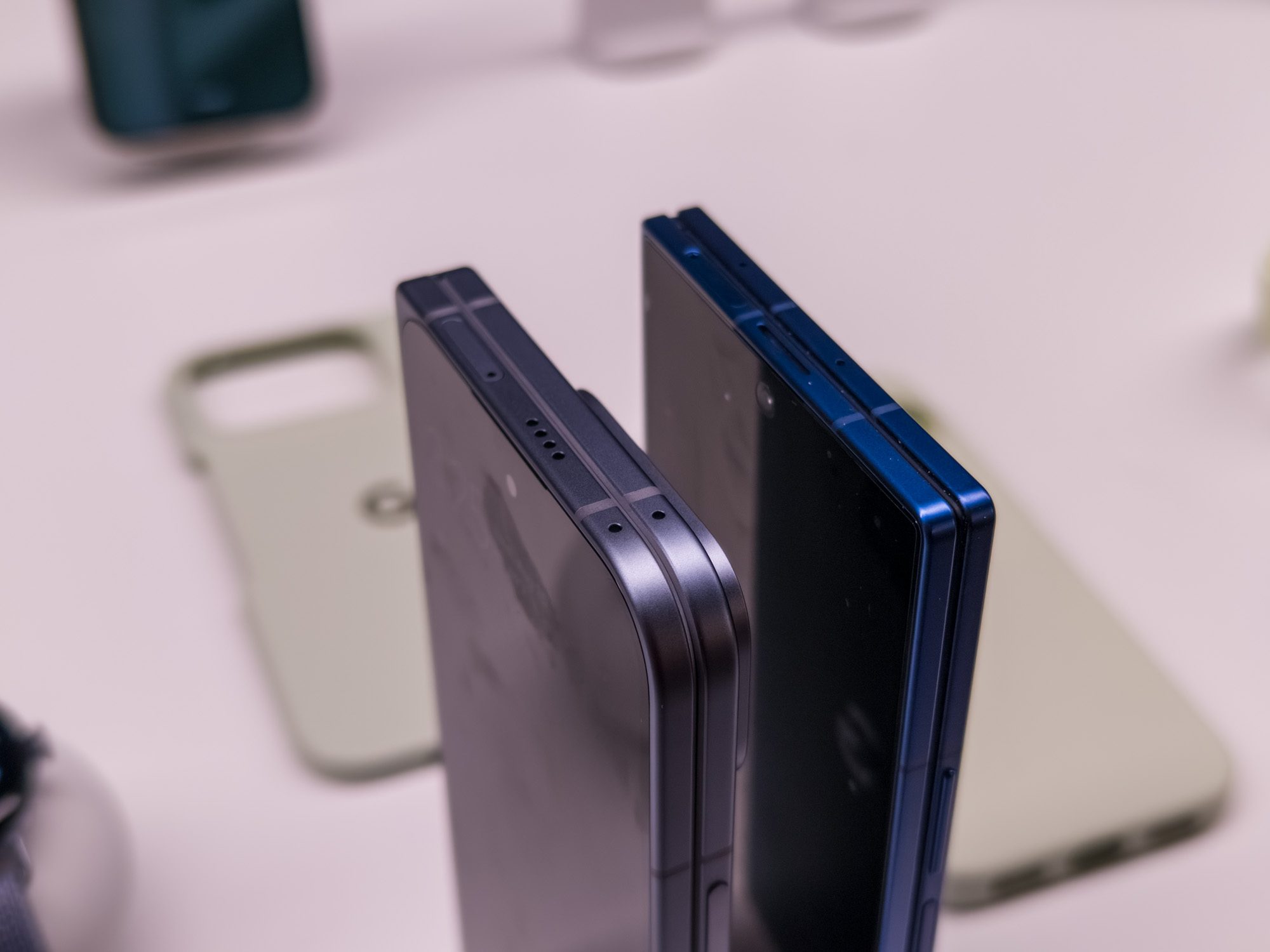 Google Pixel 10 Pro Fold vs Galaxy Z Fold 7