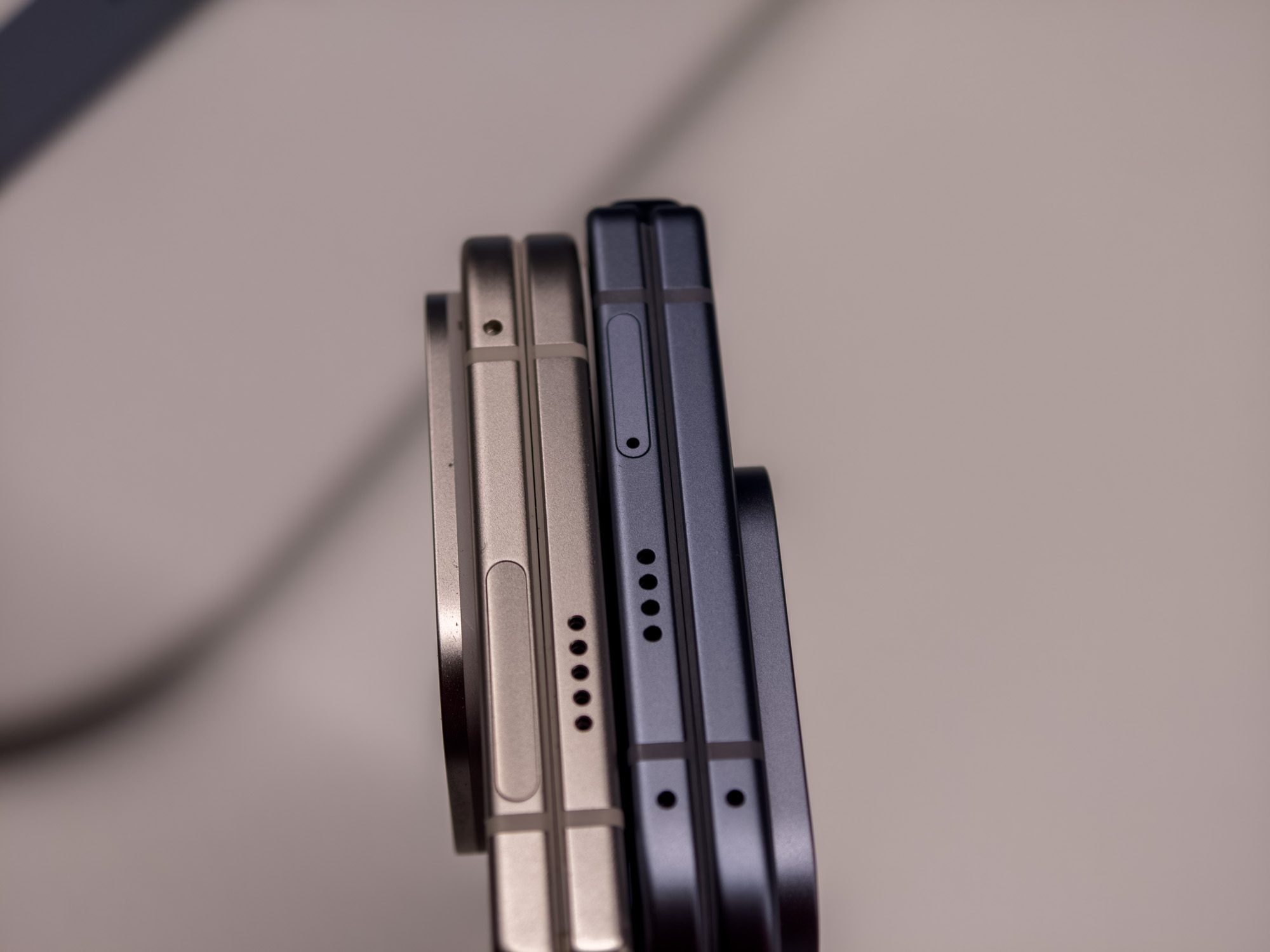 Google Pixel 10 Pro Fold vs Pixel 9 Pro Fold thickness