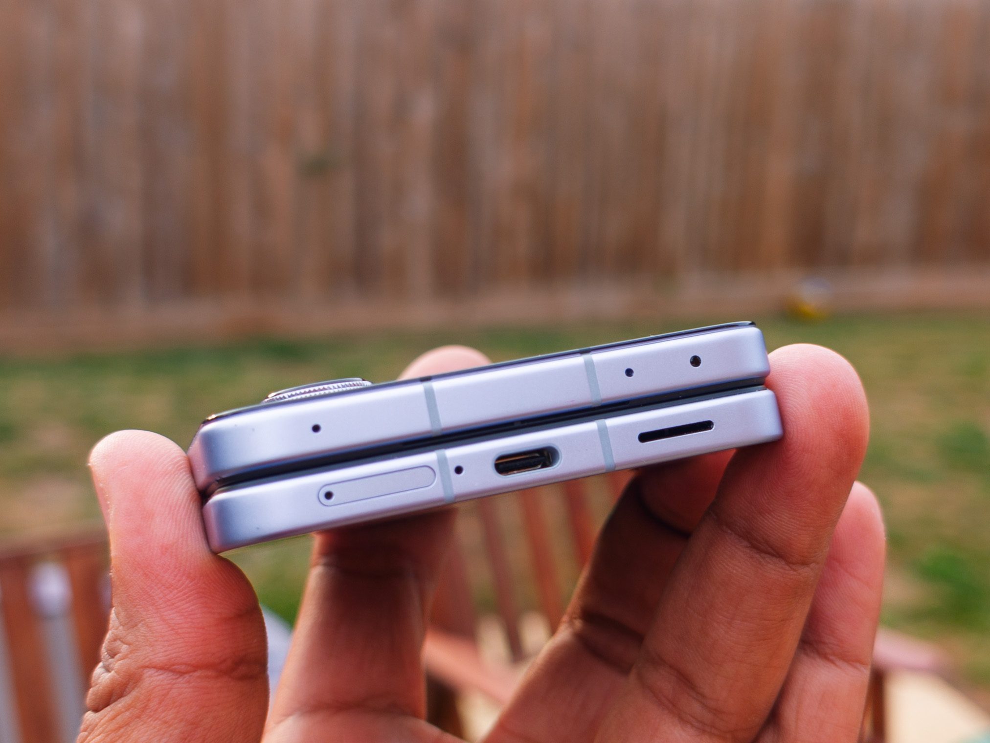 Honor Magic V Flip 2 Jimmy Choo Edition