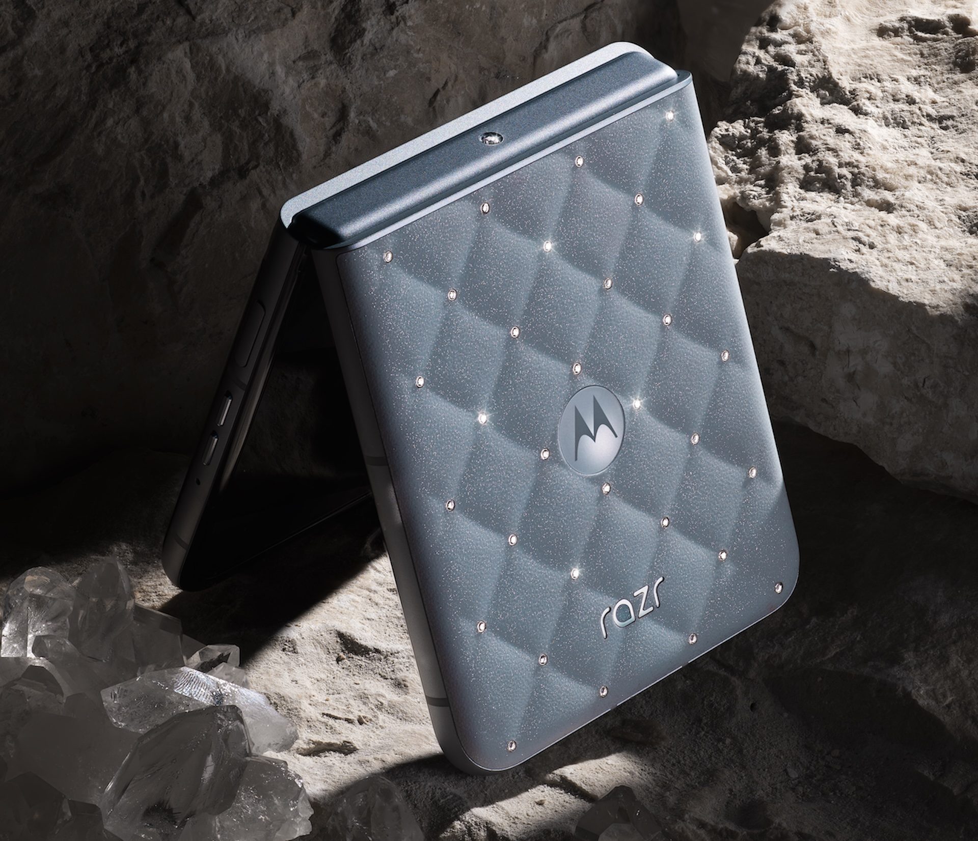 Moto Razr 2025 Brilliant Collection