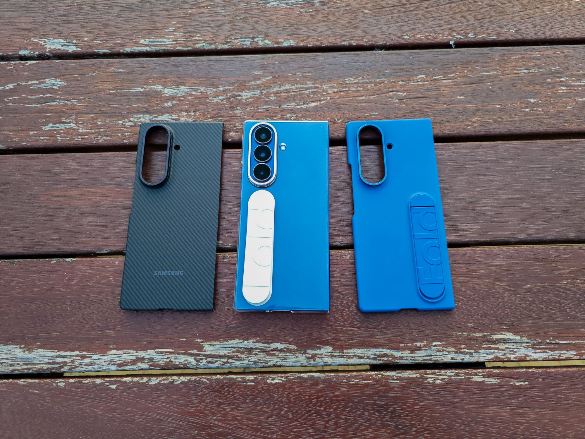Galaxy Z Fold 7 clear grip case