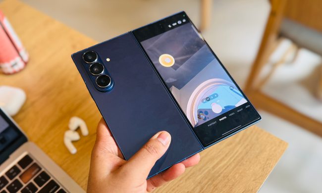 Rear camera for selfie on Samsung Galaxy Z Fold 7.