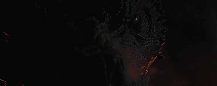 A deathclaw stares in Fallout.