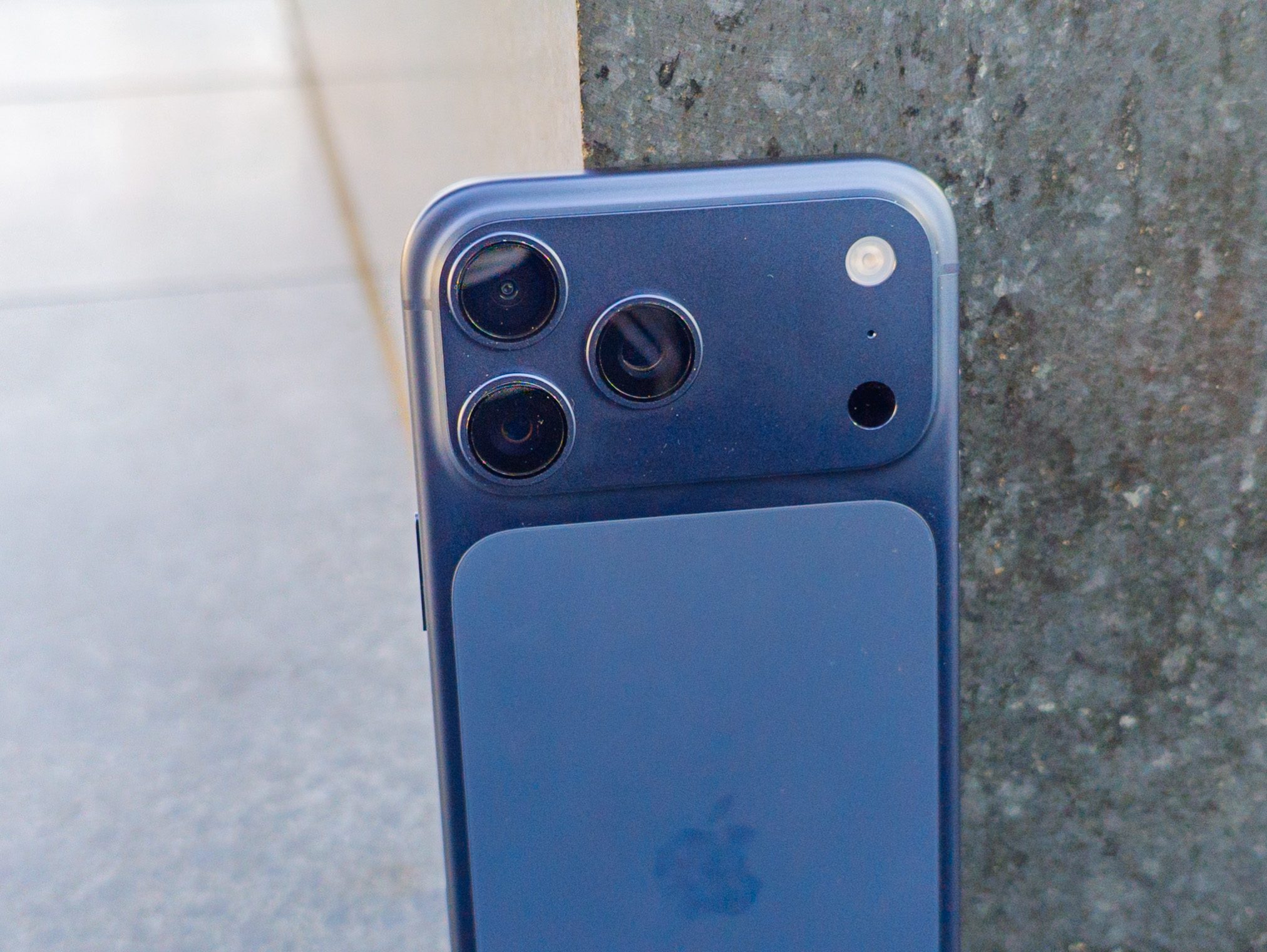 Apple iPhone 17 Pro Max in Deep Blue