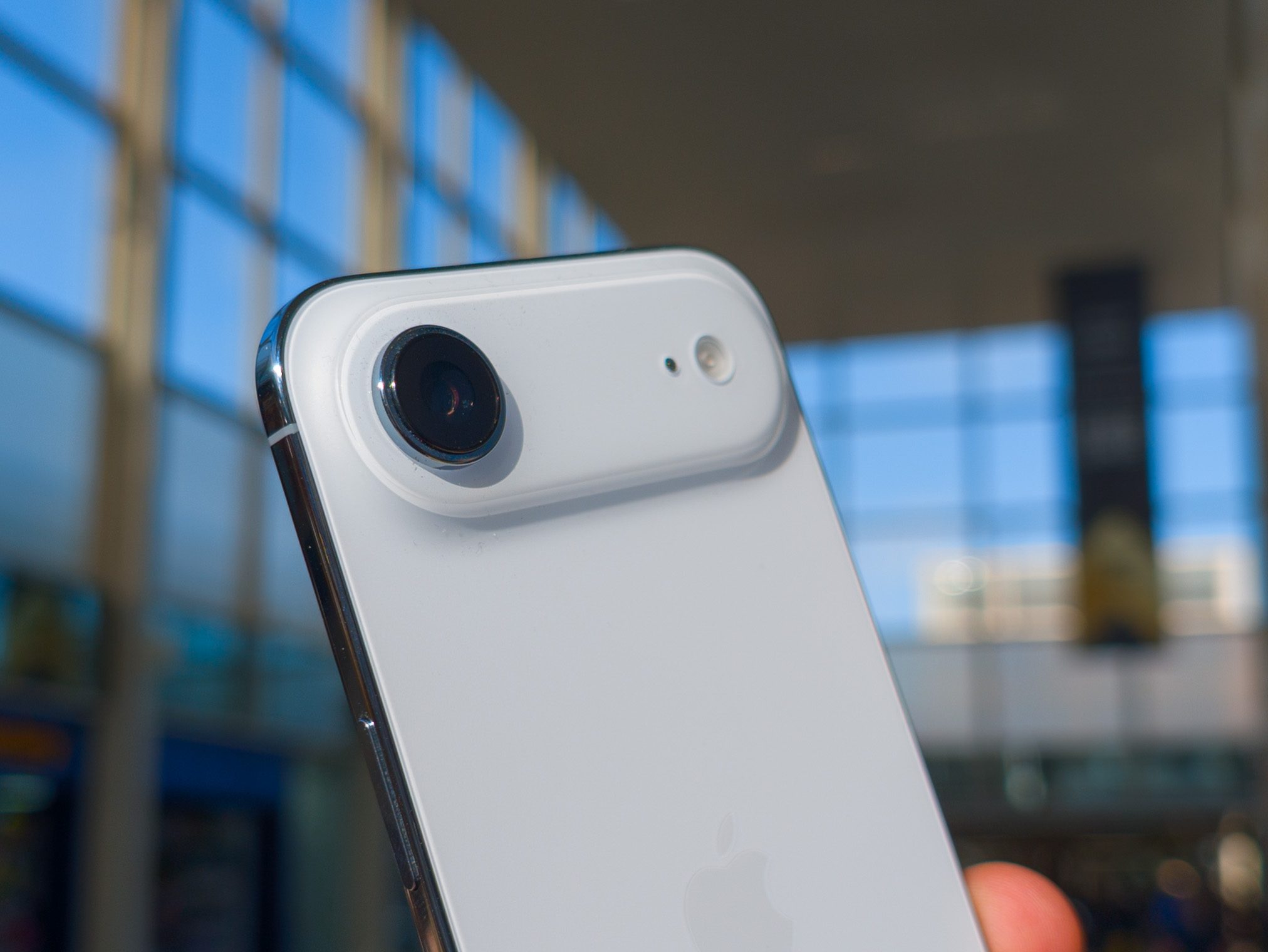 Apple iPhone Air Light Blue camera
