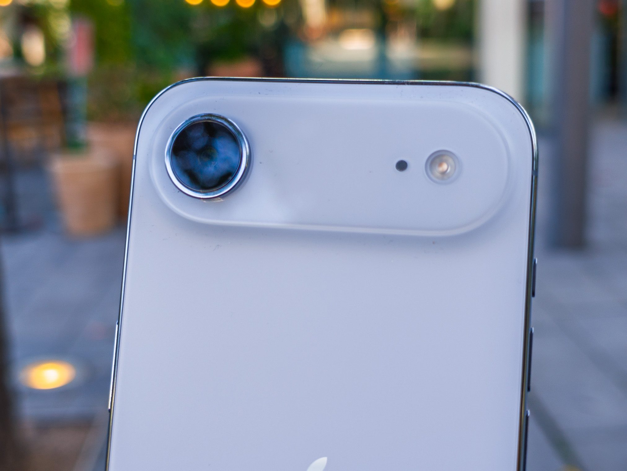 Apple iPhone Air Light Blue camera