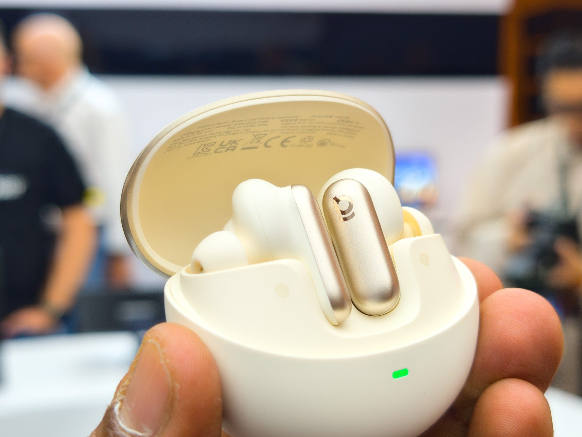 Baseus Inspire XP1 with Sound by Bose in white