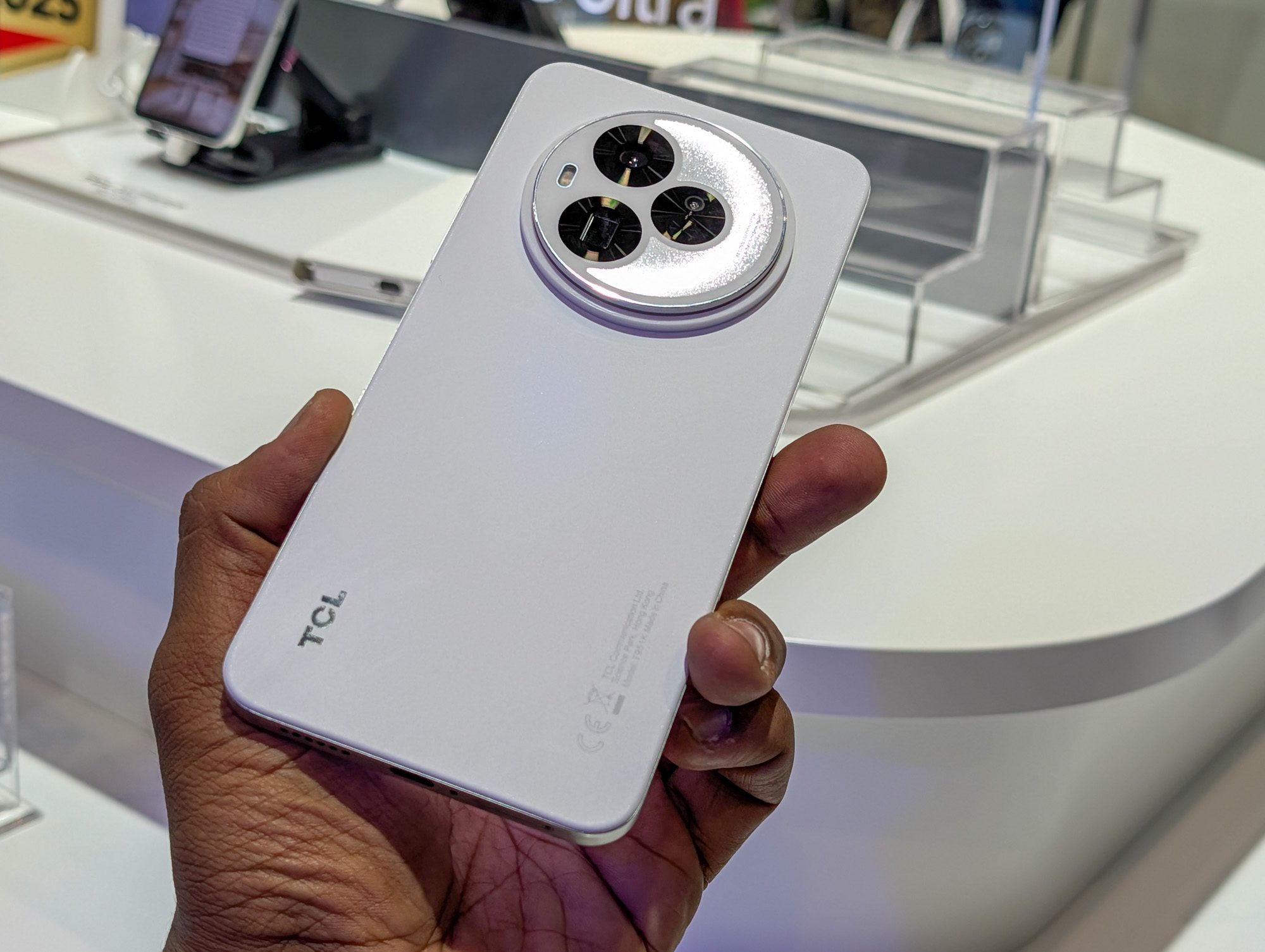 TCL NxtPaper 60 Ultra in white