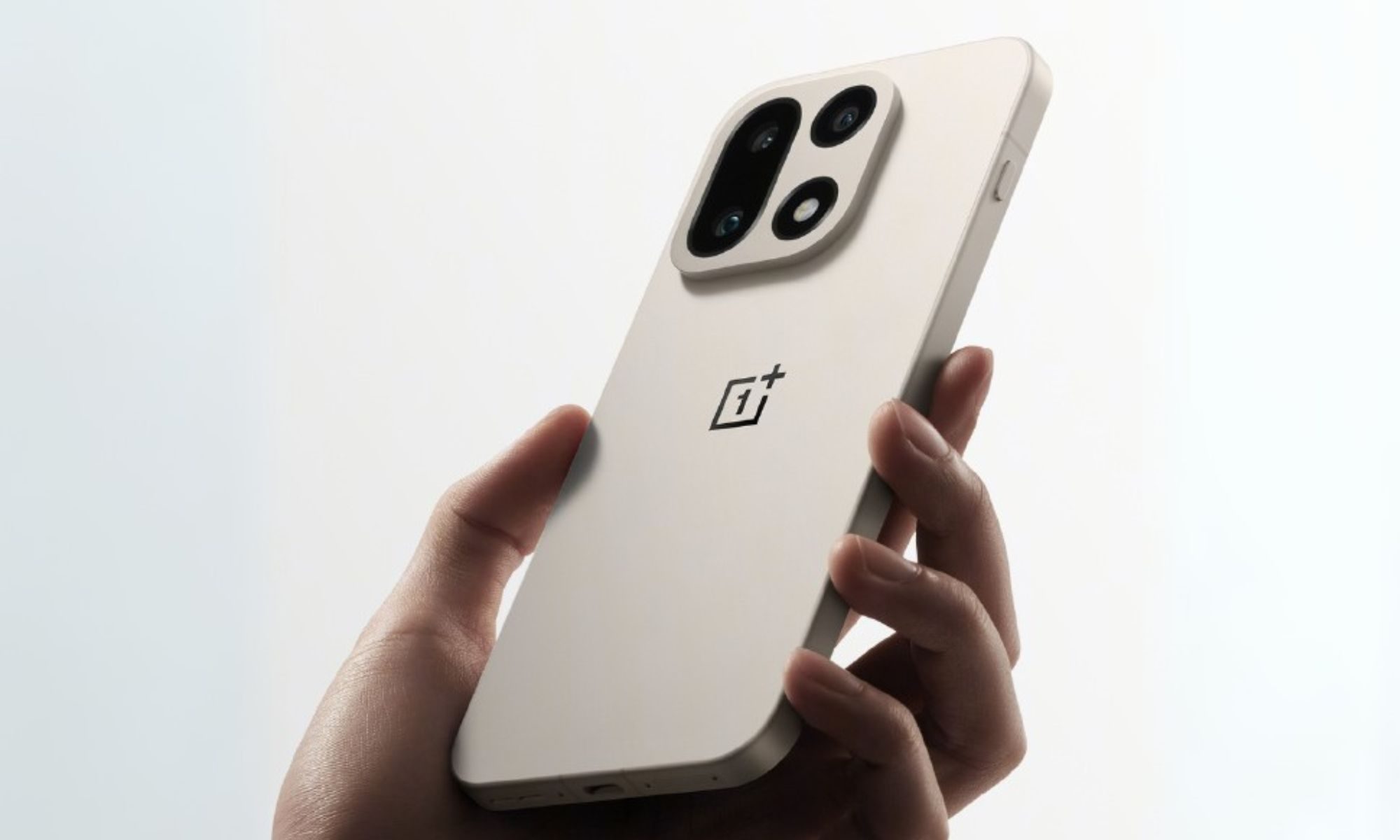 Rear view of OnePlus 15.