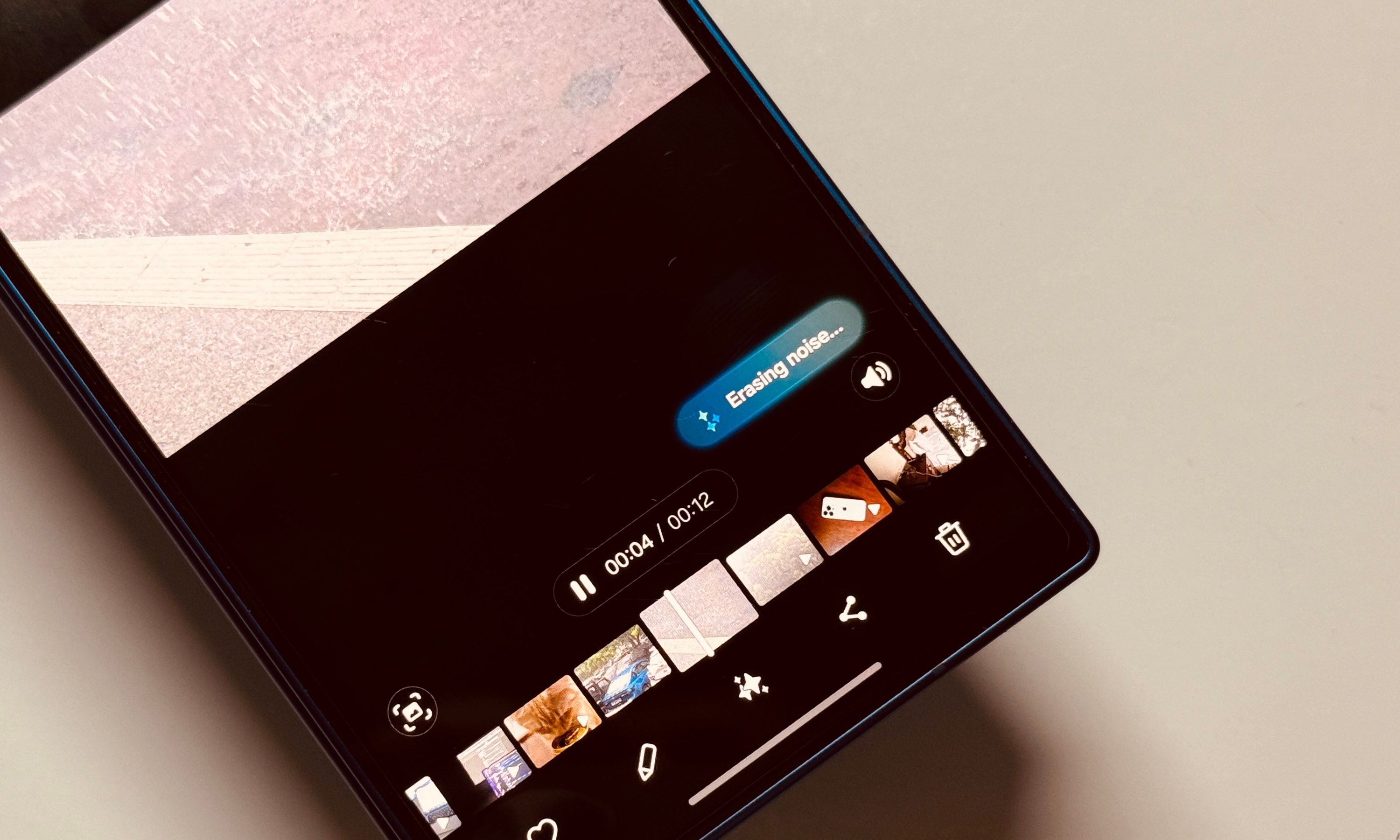 Audio eraser in action in Samsung One UI 8 on Galaxy Z Fold 7.